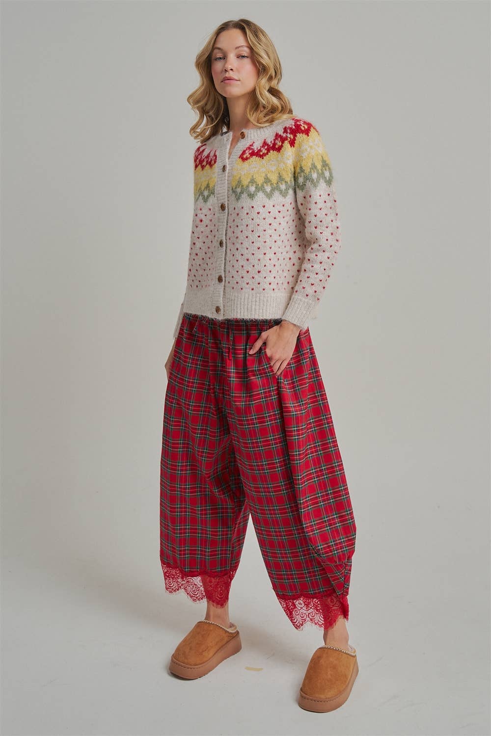 CHRISTMAS PLAID LEG PANTS WITH DELICATE LACE HEM_JLB80092-05