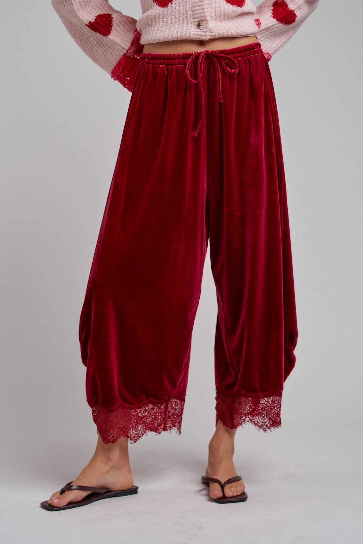 HOLIDAY VELVET FLOWY WIDE BALLOON LEG PANTS_JLB80092-02