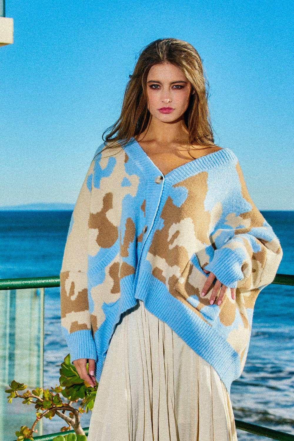 IT1670F Oversized Camouflage Pullover Sweater Cardigan