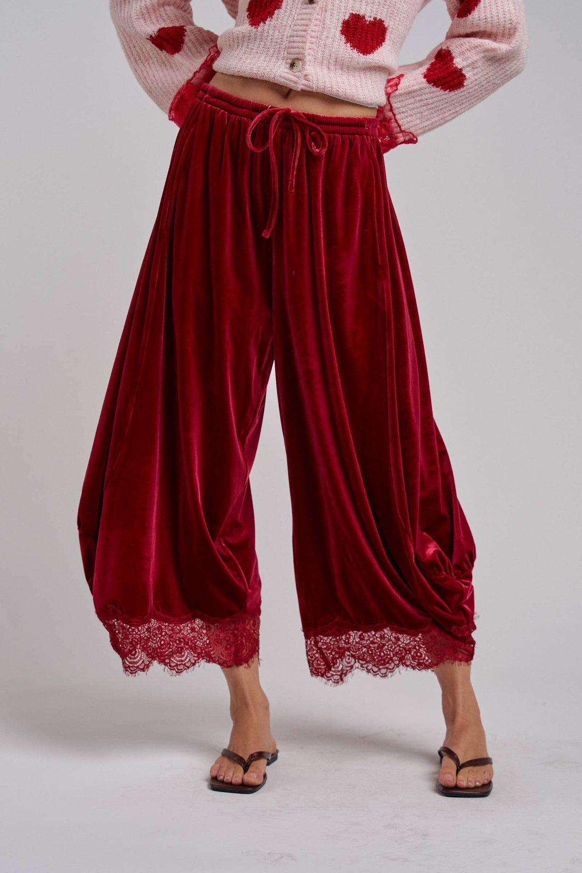 HOLIDAY VELVET FLOWY WIDE BALLOON LEG PANTS_JLB80092-02