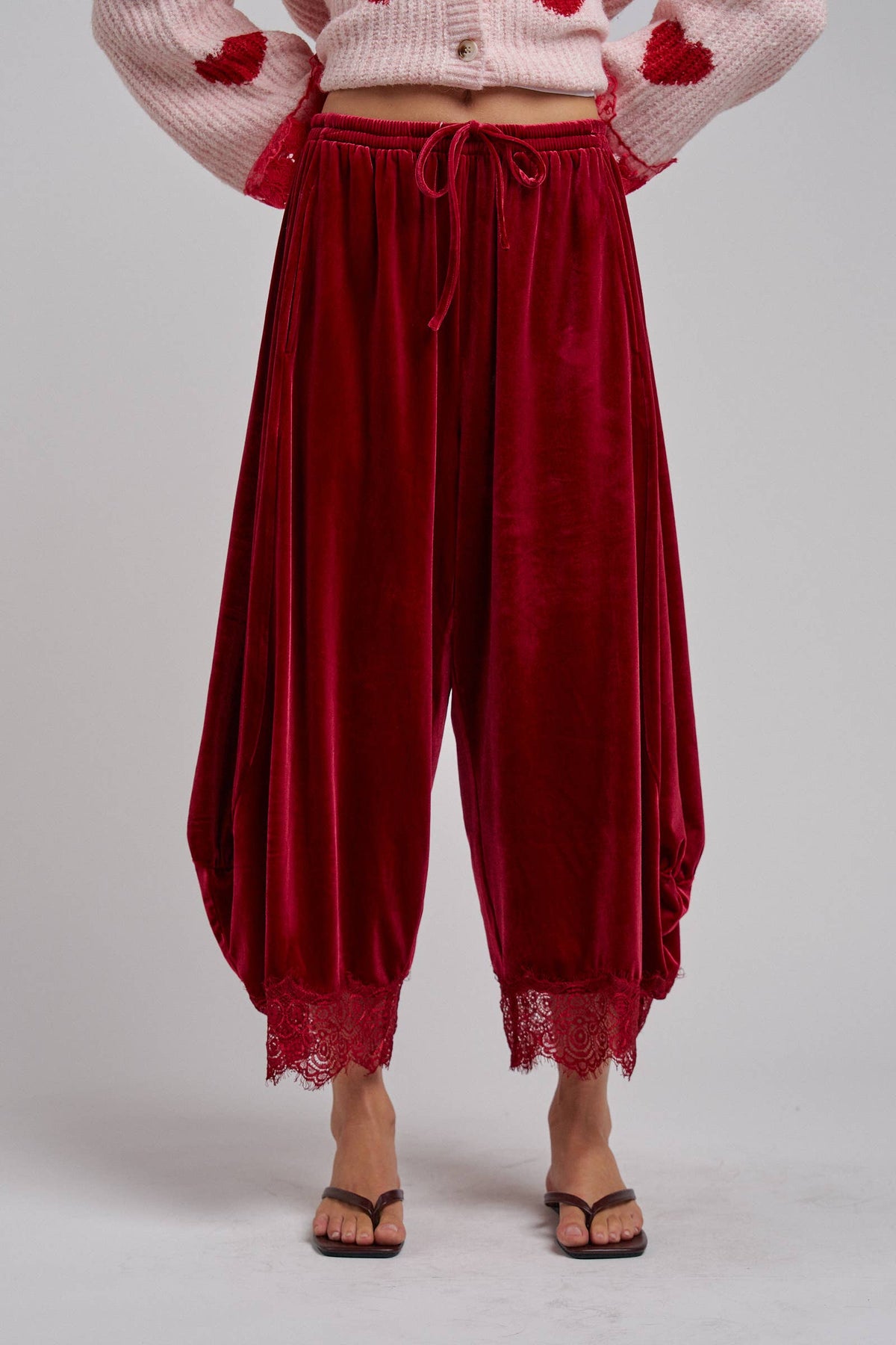HOLIDAY VELVET FLOWY WIDE BALLOON LEG PANTS_JLB80092-02
