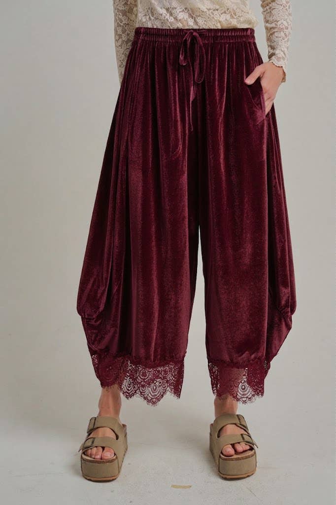 HOLIDAY VELVET FLOWY WIDE BALLOON LEG PANTS_JLB80092-02